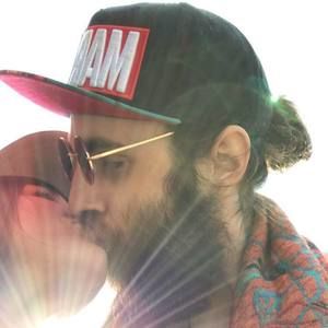 Meet your Posher, Bruce